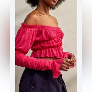 Urban Outfitters Hot Pink Isla Off-Shoulder Top Size Large NWT